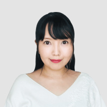 安達 さやか
